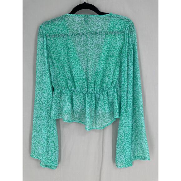 Wild Fable Top Womens Medium Green Floral Crop Plunge Bell Sleeve Boho Bohemian - Picture 3 of 7